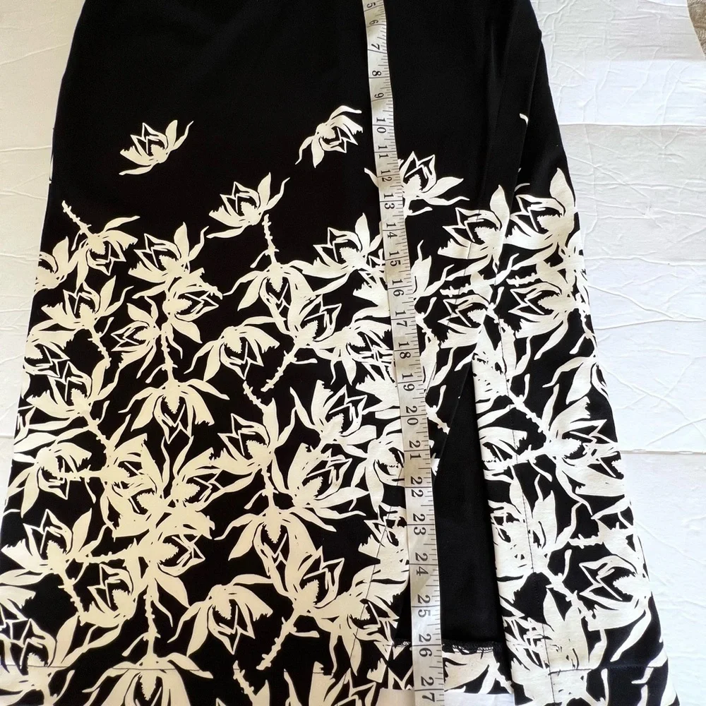 Black and White Floral Skirt M - Picture 5 of 6